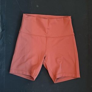 Wunder train high rise short